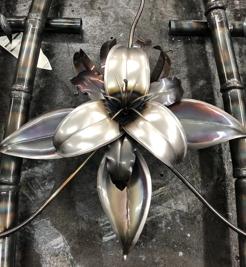 Forged steel lily